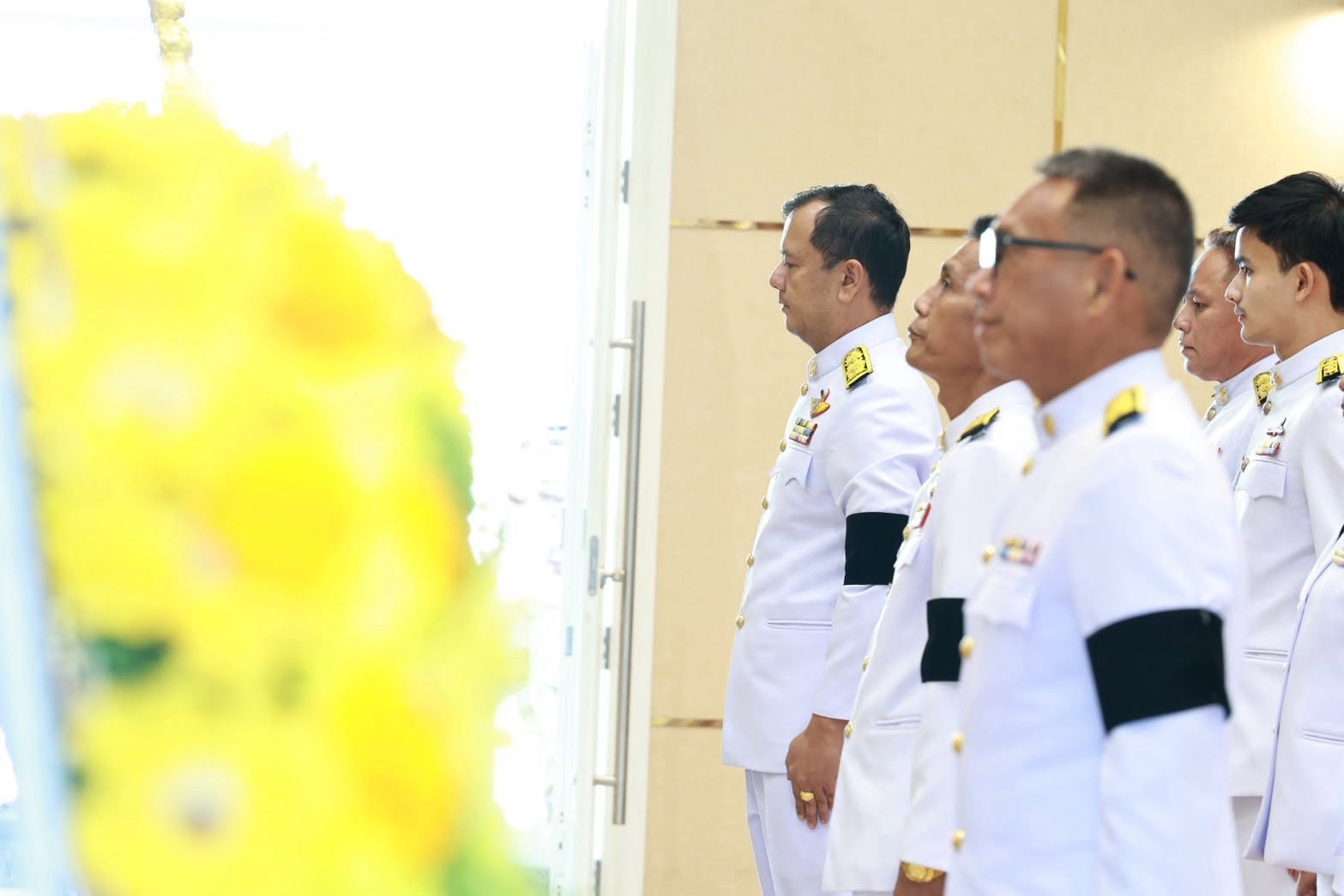 title - พิธีสวดพระพุทธมนต์ ทำบุญตักบาตร ถวายเป็นพระราชกุศล และพิธีวางพวงมาลา เนื่องในวันคล้ายวันสวรรคต พระบาทสมเด็จพระบรมชนกาธิเบศร มหาภูมิพลอดุลยเดชมหาราช บรมนาถบพิตร “วันนวมินทรมหาราช” ประจำปี 2569